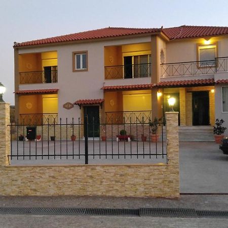 Avantis Apartments Perivolia  Ngoại thất bức ảnh