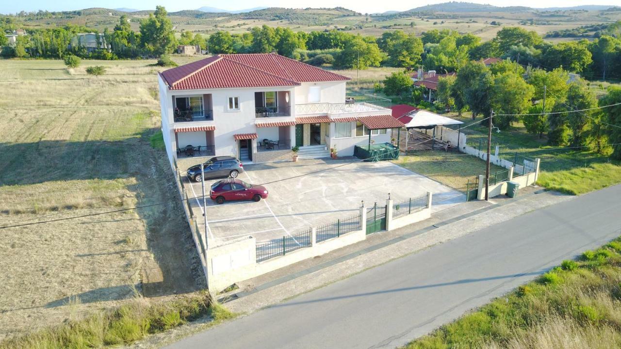 Avantis Apartments Perivolia  Ngoại thất bức ảnh